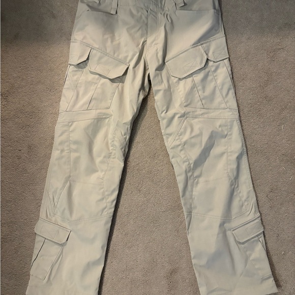 Under Armour Other - Under Armour men’s tactical pants